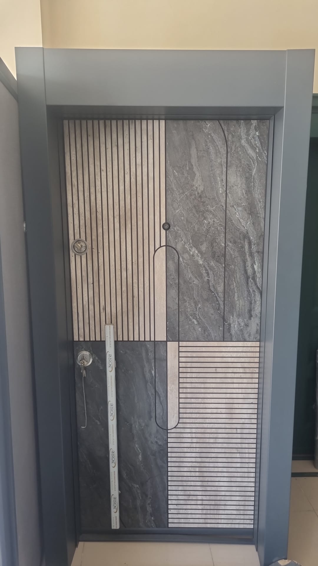 Gül Evim Dekorasyon Gül Çelik Kapı